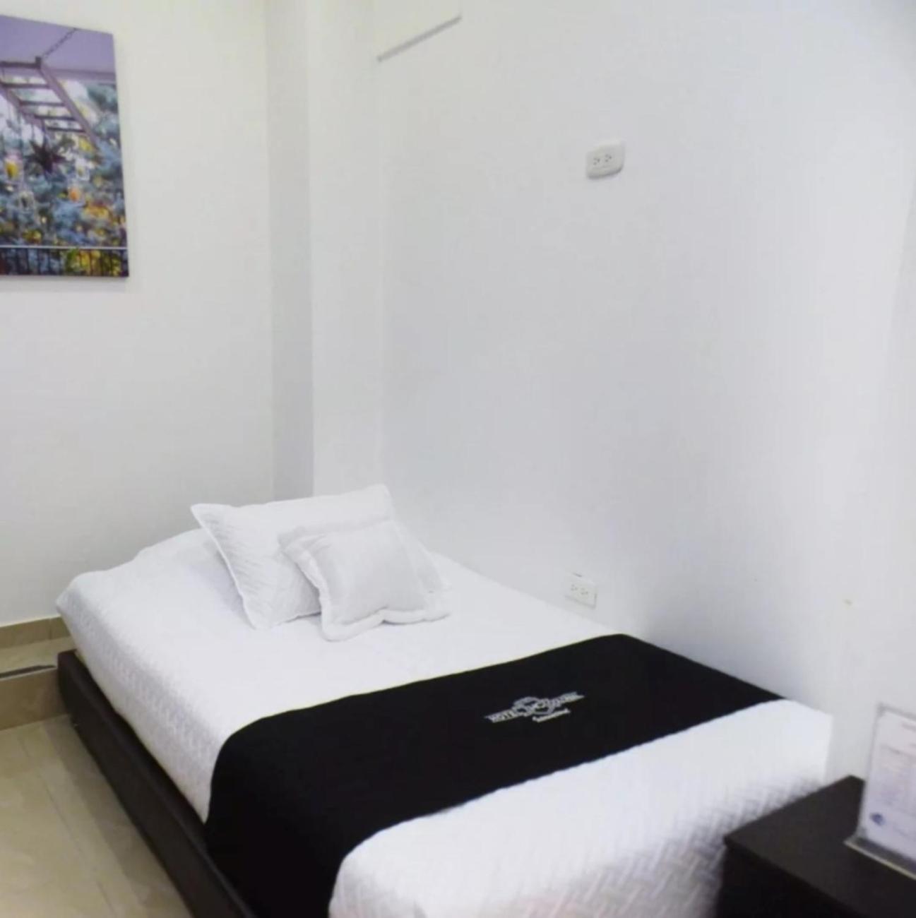 Hotel Colonial Internacional Богота Екстер'єр фото