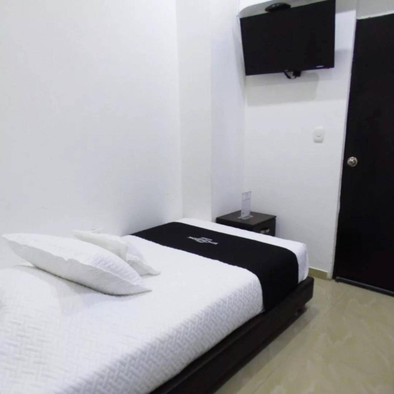 Hotel Colonial Internacional Богота Екстер'єр фото